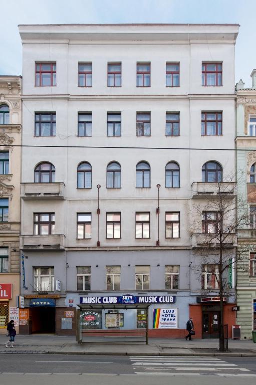 Club Hotel Praha Bagian luar foto