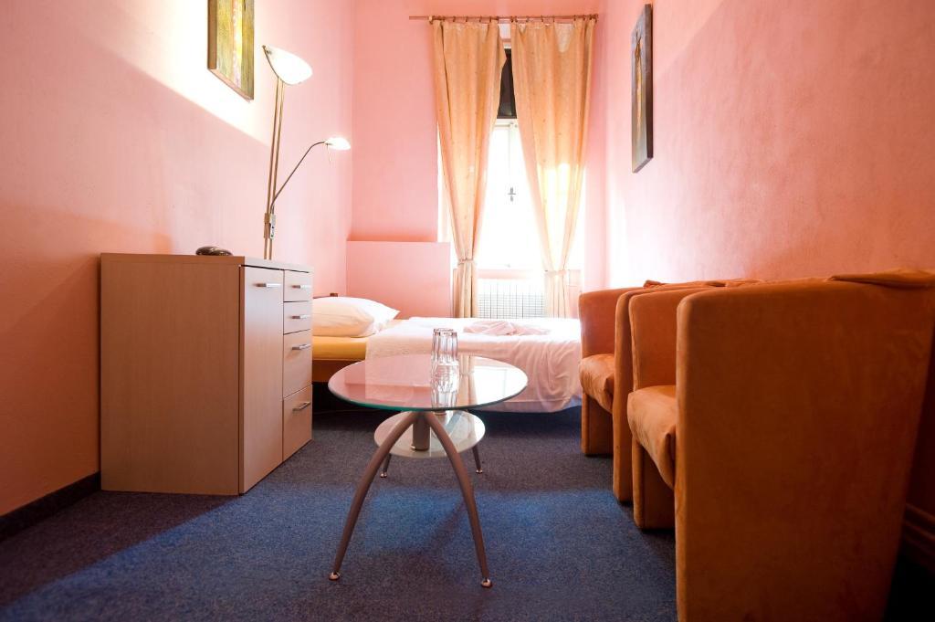 Club Hotel Praha Ruang foto