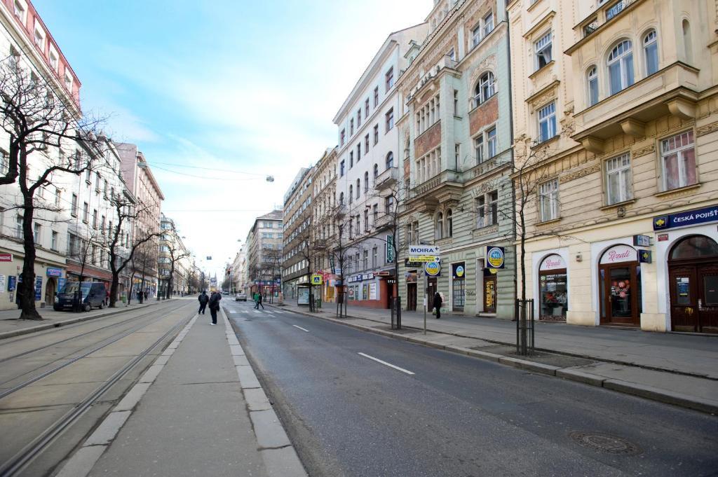 Club Hotel Praha Bagian luar foto