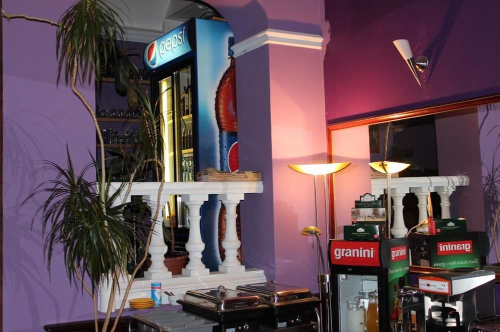 Club Hotel Praha Bagian luar foto
