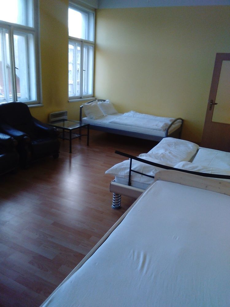 Club Hotel Praha Bagian luar foto