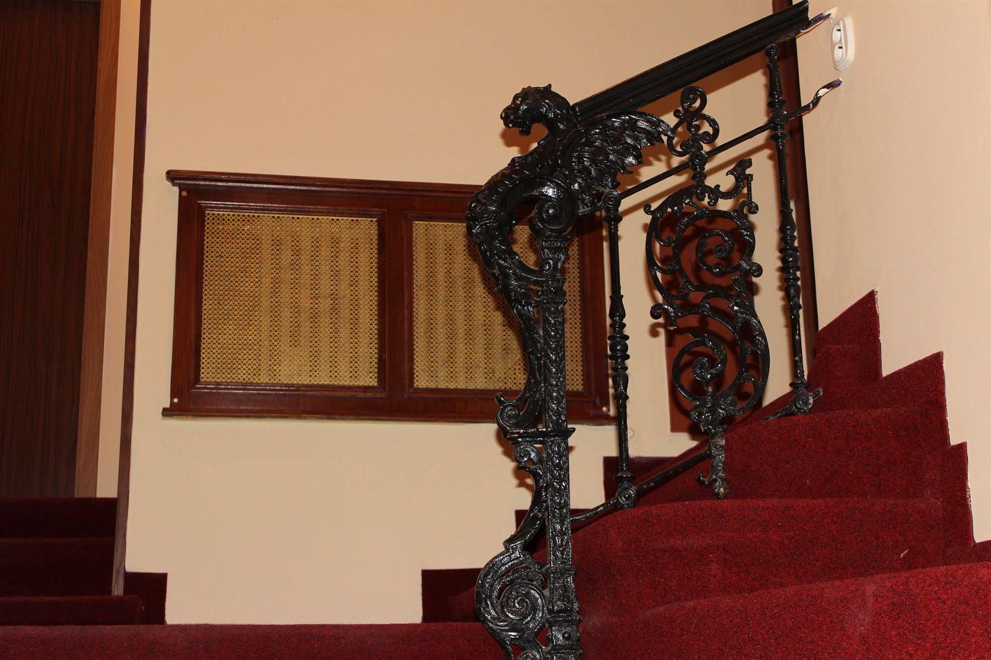 Club Hotel Praha Bagian luar foto
